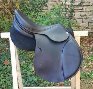 Selle Antarès modèle évolution neuve