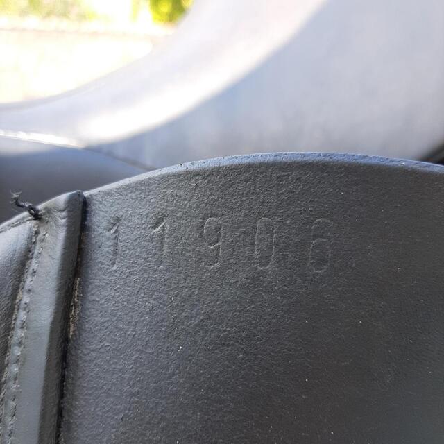 Selle de dressage et bride en cuir noir