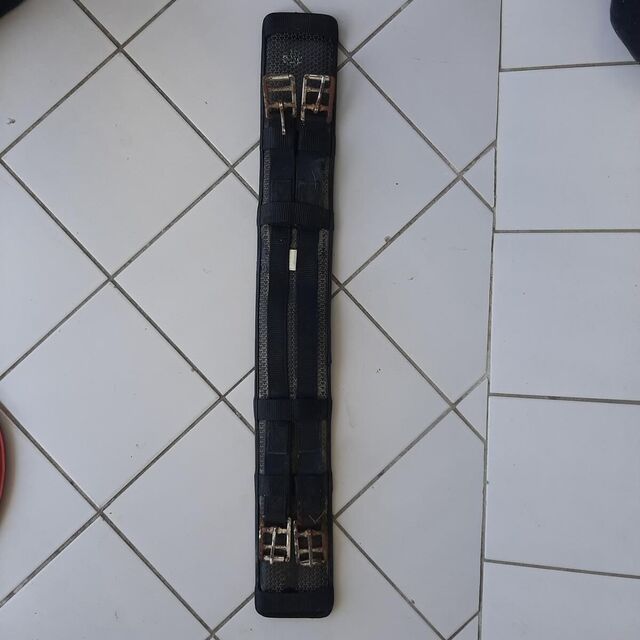 Selle de dressage et bride en cuir noir