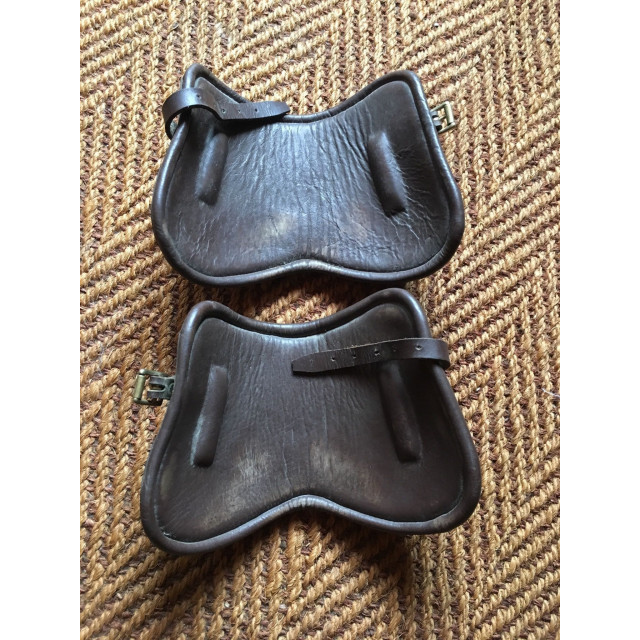 Protège boulets cuir