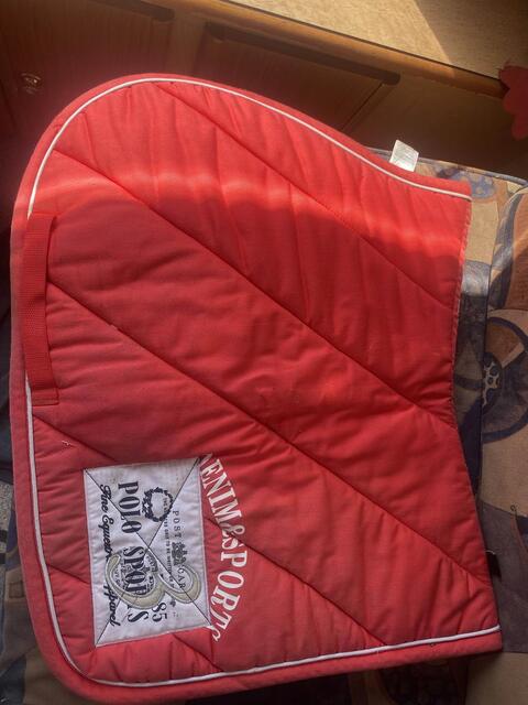 tapis, H. V. Polo