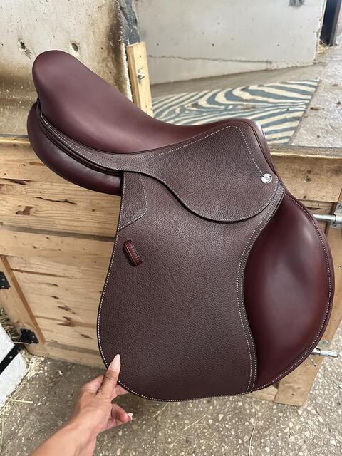 Selle NEUVE CWD CLASSIQUE