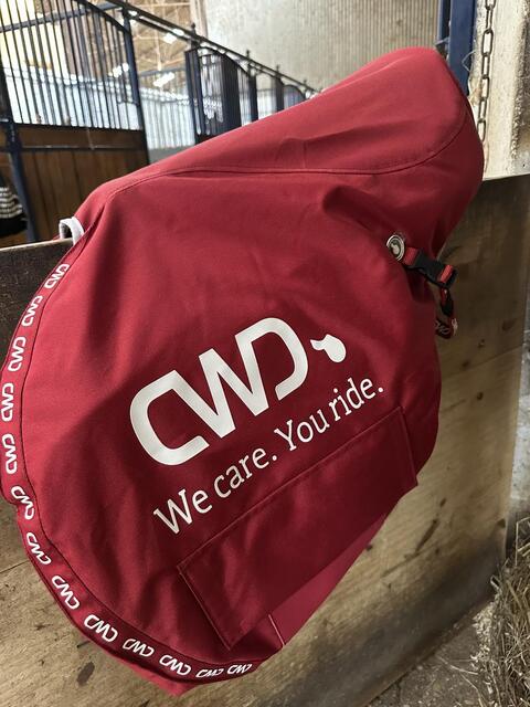 Selle NEUVE CWD CLASSIQUE