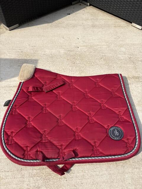 tapis felix bühler rouge