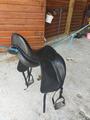 A vendre selle neuve de dressage ANTARES noir