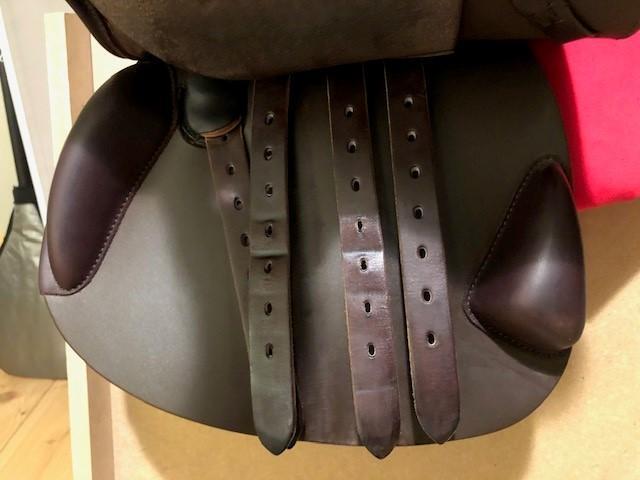 Selle Peter Menet (Amerigo) 17'5 - NEUVE