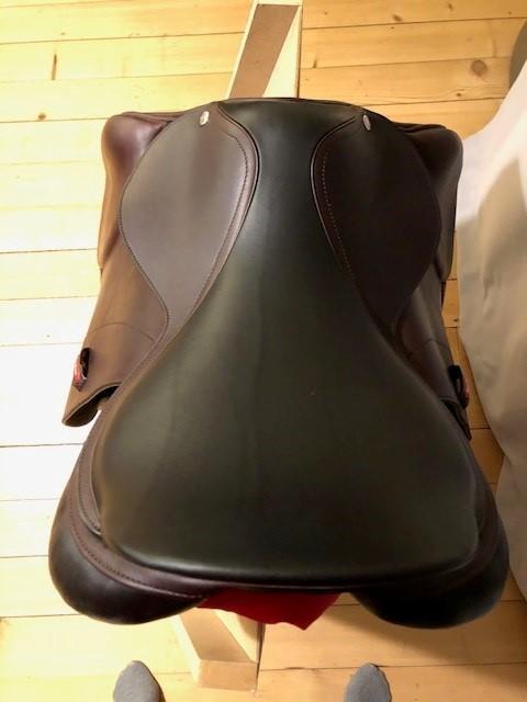 Selle Peter Menet (Amerigo) 17'5 - NEUVE