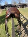Selle de dressage butet