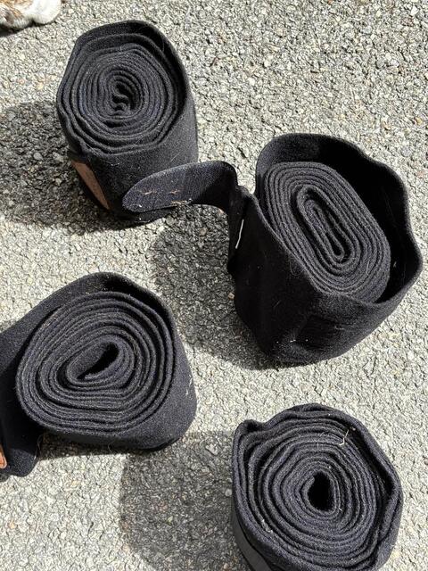 Lot de bandes noires