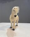 Figurine cheval en fourrure