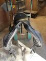 Selle de dressage monoquartier noire 16,5