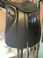 Selle de dressage monoquartier noire 16,5