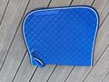 tapis bleu Rhinegold