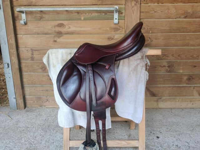 Selle Antares 17,5" 2023