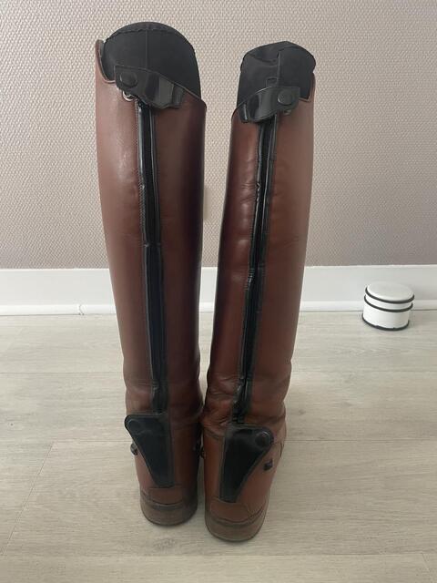 Bottes d'équitation Hathor Bottier sur mesure, cognac, verni noir, de 2021, en superbe état général