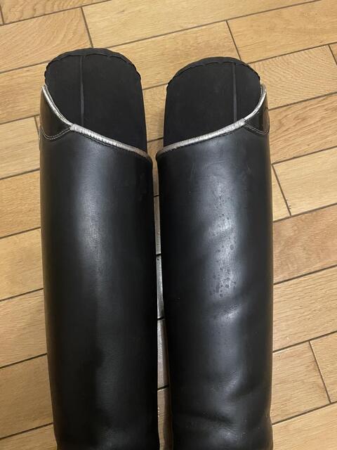 Bottes d'équitation Hathor Bottier sur mesure, personnalisées vernis noir/argent, de Janvier 2021, en très bon état