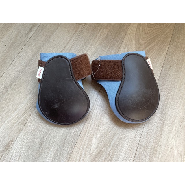 Norton, Protège boulets, Poney