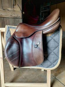 Selle equipe spécial one 17’5