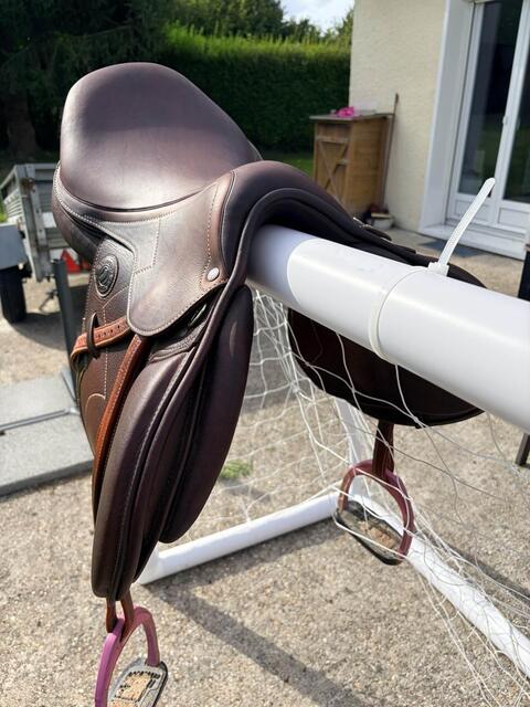Selle Signature by Antarès