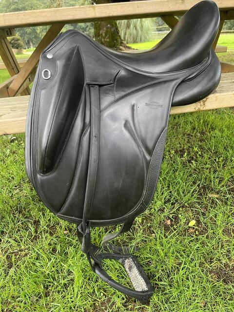 selle devoucoux dressage