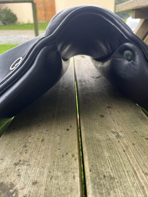 selle devoucoux dressage