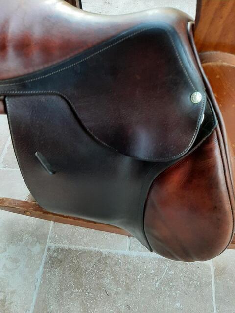 Selle Butet mixte 17,5 pouces