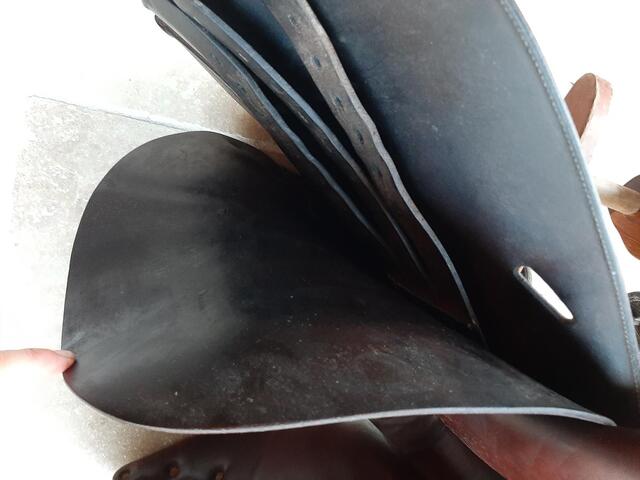 Selle Butet mixte 17,5 pouces