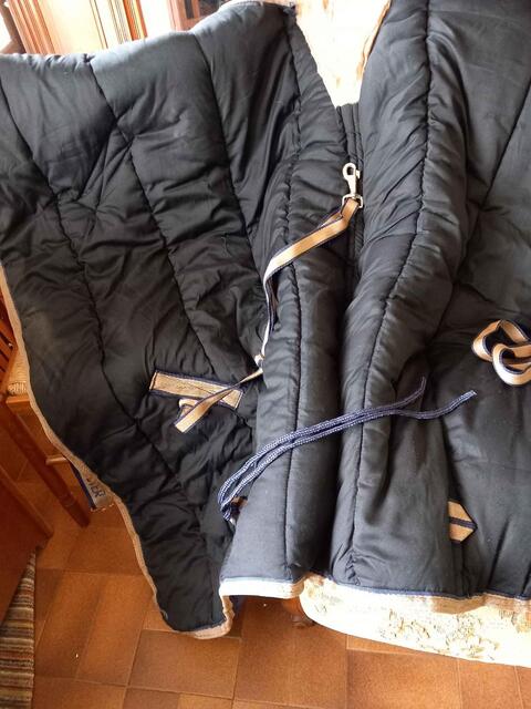 couverture d'écurie double poney