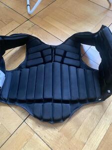 gilet de crosse Félix Bühler