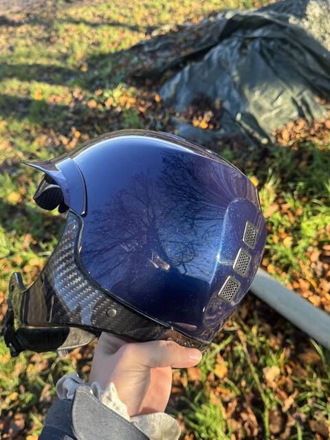 bombe naca bleu