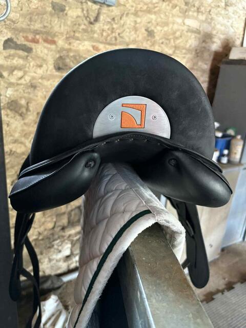 Selle de dressage CHILDERIC
