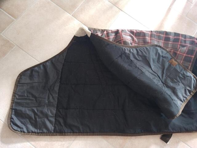 Couverture d'écurie Eskadron 125 cm
