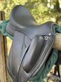 Selle Forestier Aachen 17” 2A – Noir toute veau (2022) + sangle + étrivières