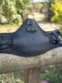 Selle Forestier Aachen 17” 2A – Noir toute veau (2022) + sangle + étrivières