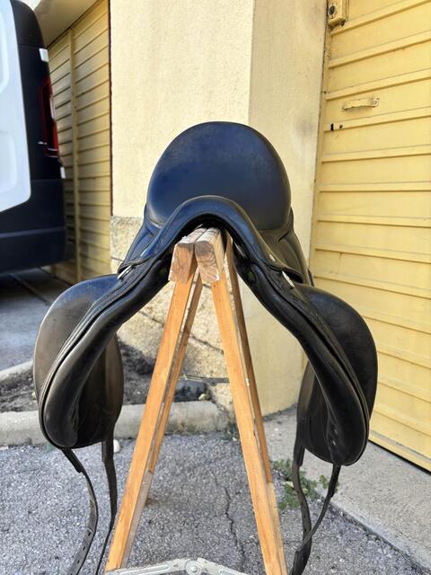 Selle de dressage Devoucoux Makila Lab