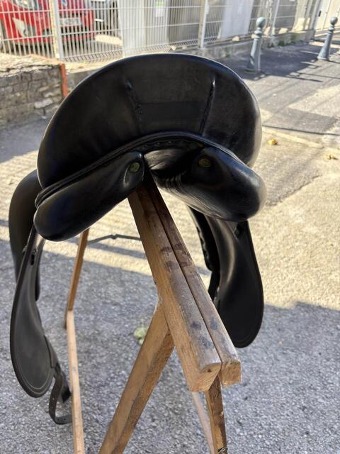Selle de dressage Devoucoux Makila Lab