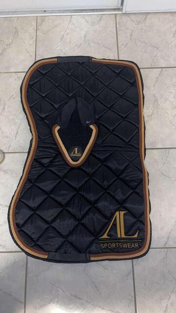 Tapis + bonnet Alexandra ledermann