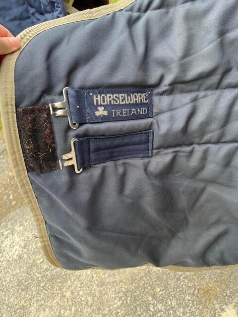 Couverture HorseWare