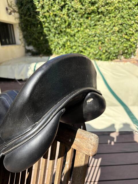 Selle de dressage CWD 17’