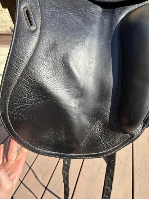 Selle de dressage CWD 17’