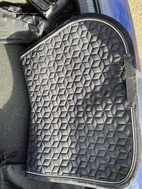 tapis de selle Kentucky basic velvet