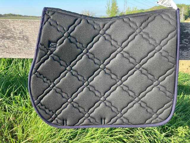 Tapis de selle cheval équitation
