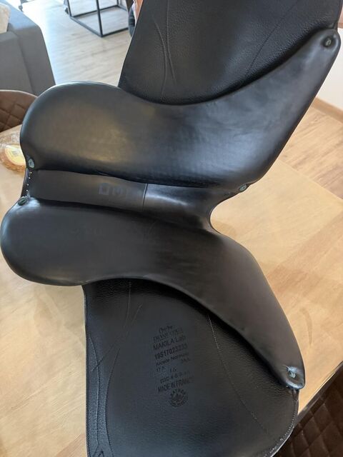 Selle de dressage devoucoux makila Lab 18"