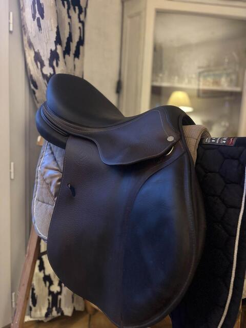 Selle Antares signature