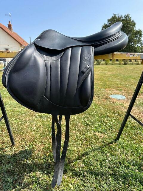 Selle de saut d’obstacle Forestier Boekelo – 2022 – 17,5