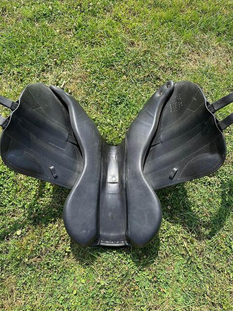 Selle de saut d’obstacle Forestier Boekelo – 2022 – 17,5
