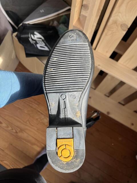 Bottes Tattini taille 38 mollet M