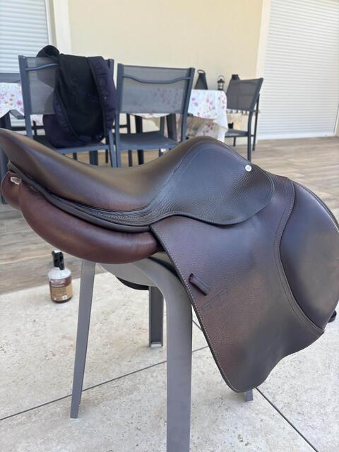 Selle GBS mixte 17- Très bon état