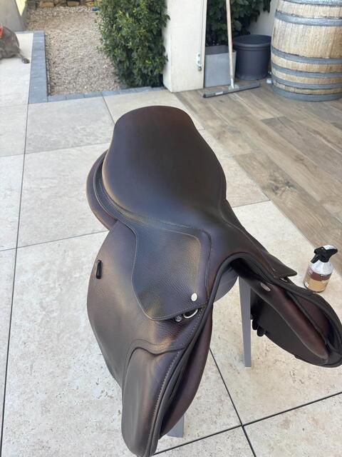 Selle GBS mixte 17- Très bon état
