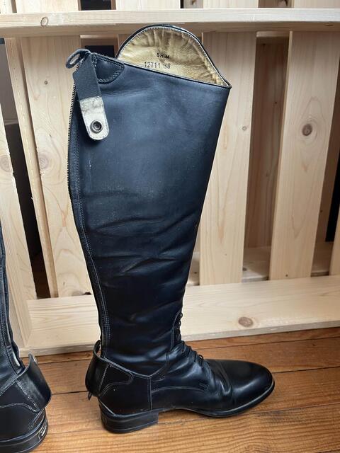 Bottes Tattini taille 38 mollet M